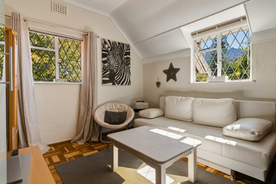 9 Bedroom Property for Sale in Golden Acre Western Cape